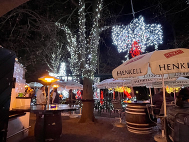 Kellerschenke Frank, Schwechat, Social Media Boutique, Sonja Parapatits, Advent, Glühwein