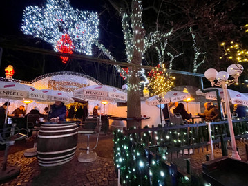 Kellerschenke Frank, Schwechat, Social Media Boutique, Sonja Parapatits, Advent, Glühwein
