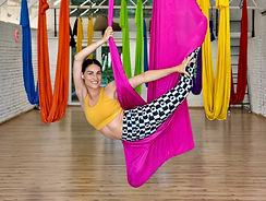 Camiyogair aerial yoga teacher training course level 3 advanced tricks flows oro joga 29_e
