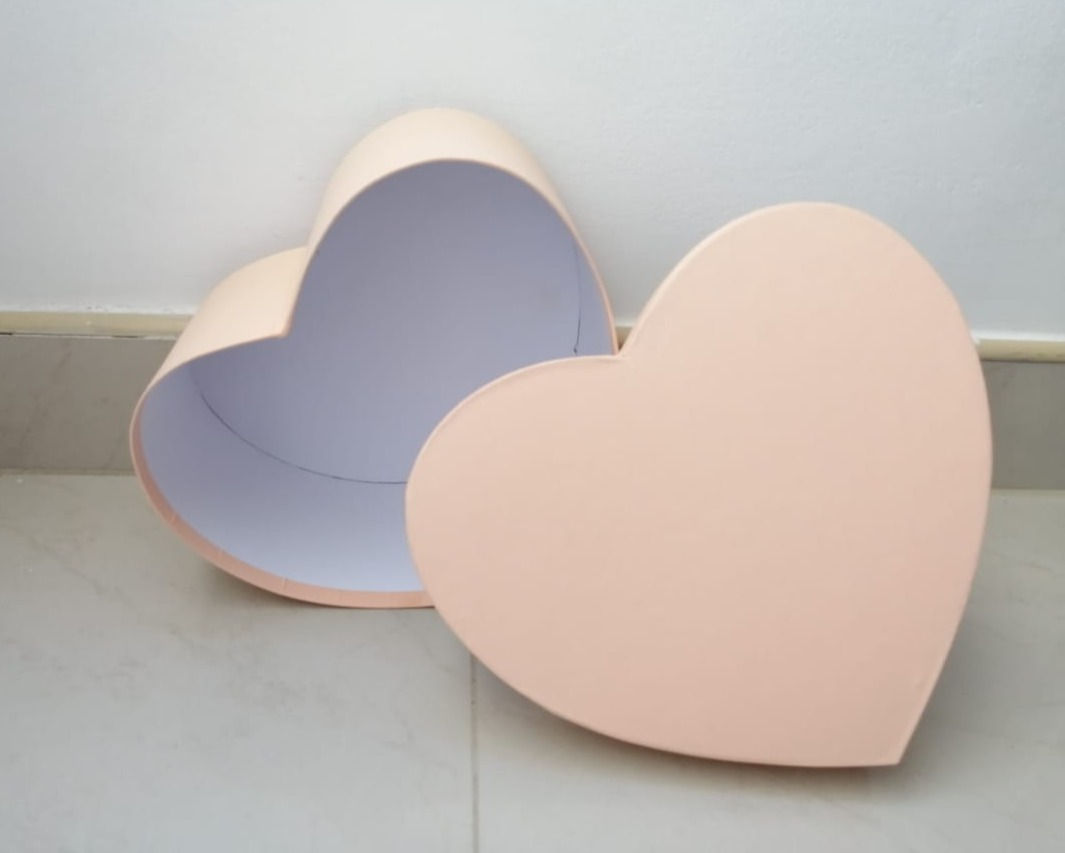 Caja Corazón de 20x18x10