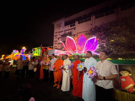 The Cheras celebration was graced by His Excellency Dharshana M. Perera, High Comissioner of Sri Lanka to Malaysia; Mr. Leong Kok Wah, Representative of YB Wong Chen, MP for Subang; Datuk Liu Thim Soon, Advisor of Ti-Ratana Buddhist Society; Datuk Seri Dr KK Chai, representing Ti-Ratana Welfare Society; Dato' Chong Kim Kay, Chairman of Polar Ice Cream; Dr Desmund Chun Yew Leong and Mr. Jack Tai.