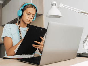 technology in hybrid learning