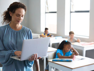 How can AI help teachers