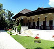 2880px-Conacul_Bellu_din_Urlati_(PH-II-m-A-16805.01)_vedere_din_SE.jpg