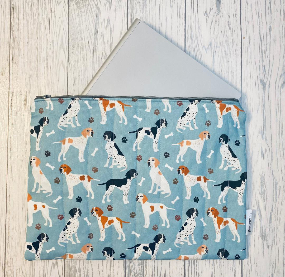 English Pointer Quilted Laptop Cover