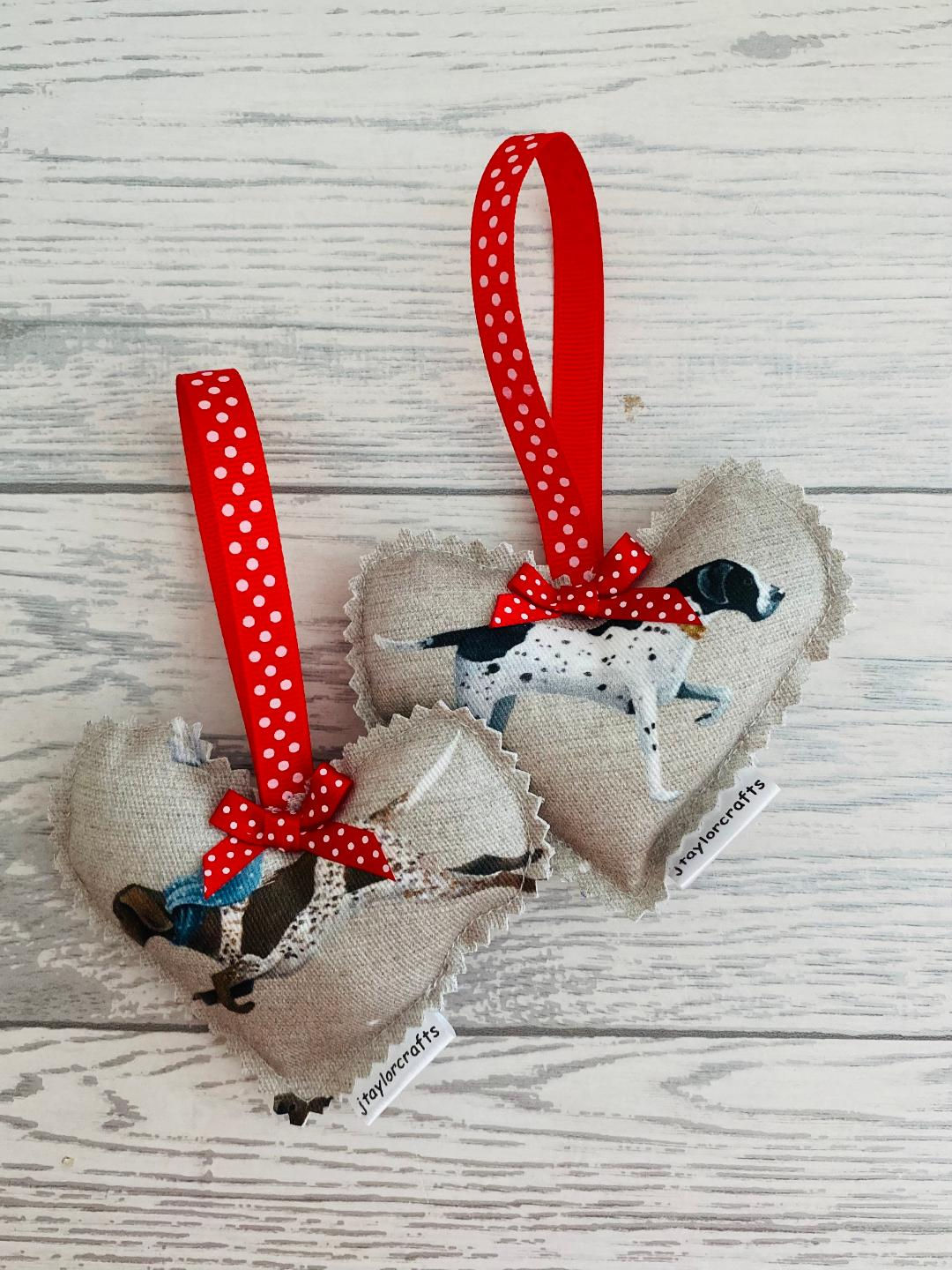 Vintage Pointer Decorative Hearts - Set of 2