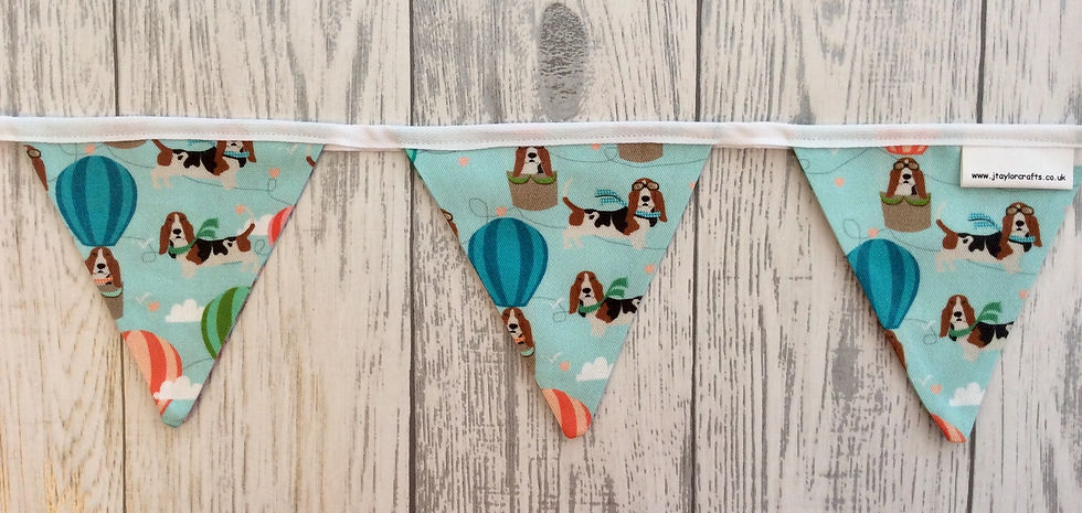 Thumbnail: Basset Hound Blue Mini Bunting