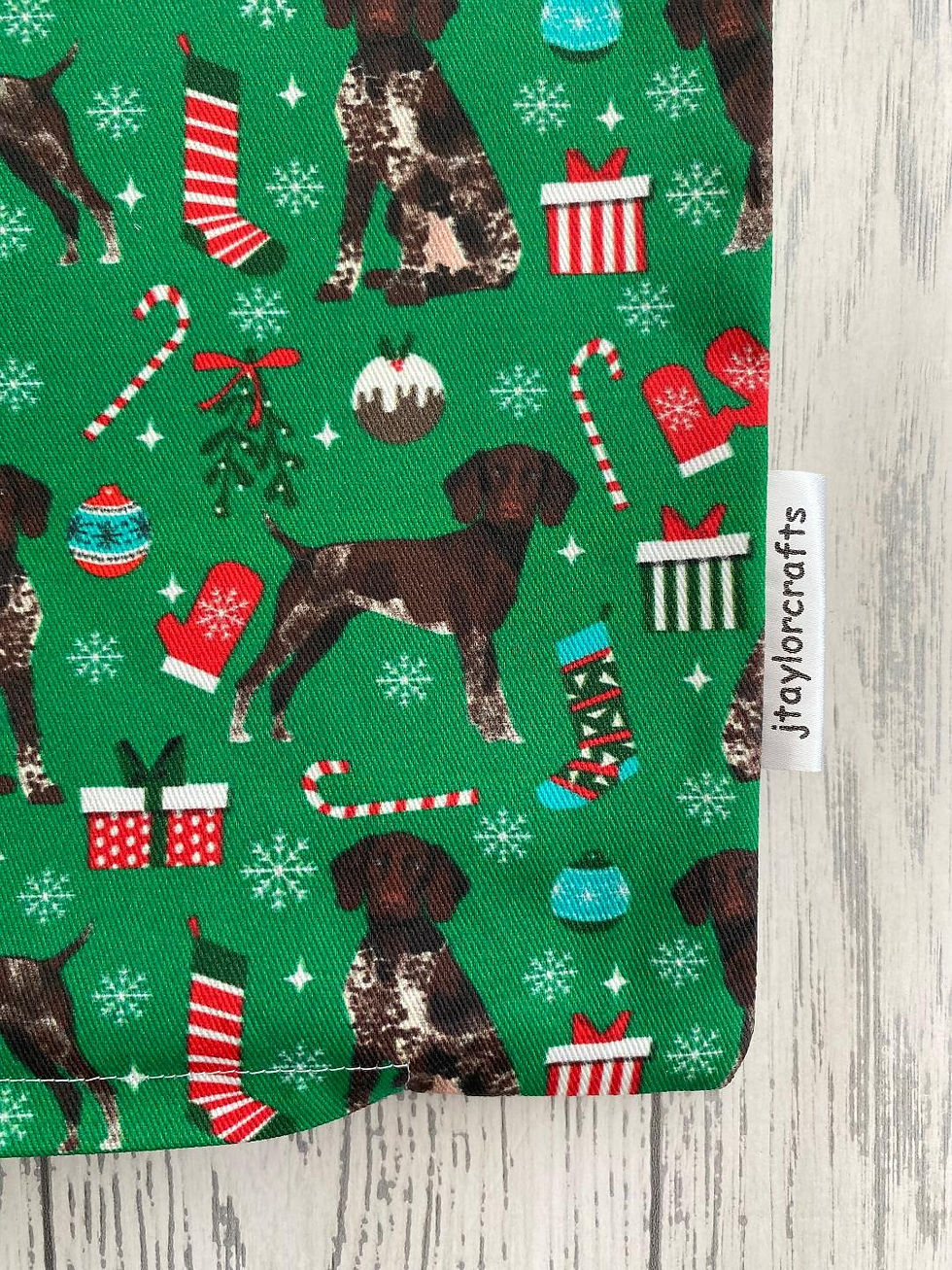 Thumbnail: German Shorthaired Pointer Christmas Cushion Cover