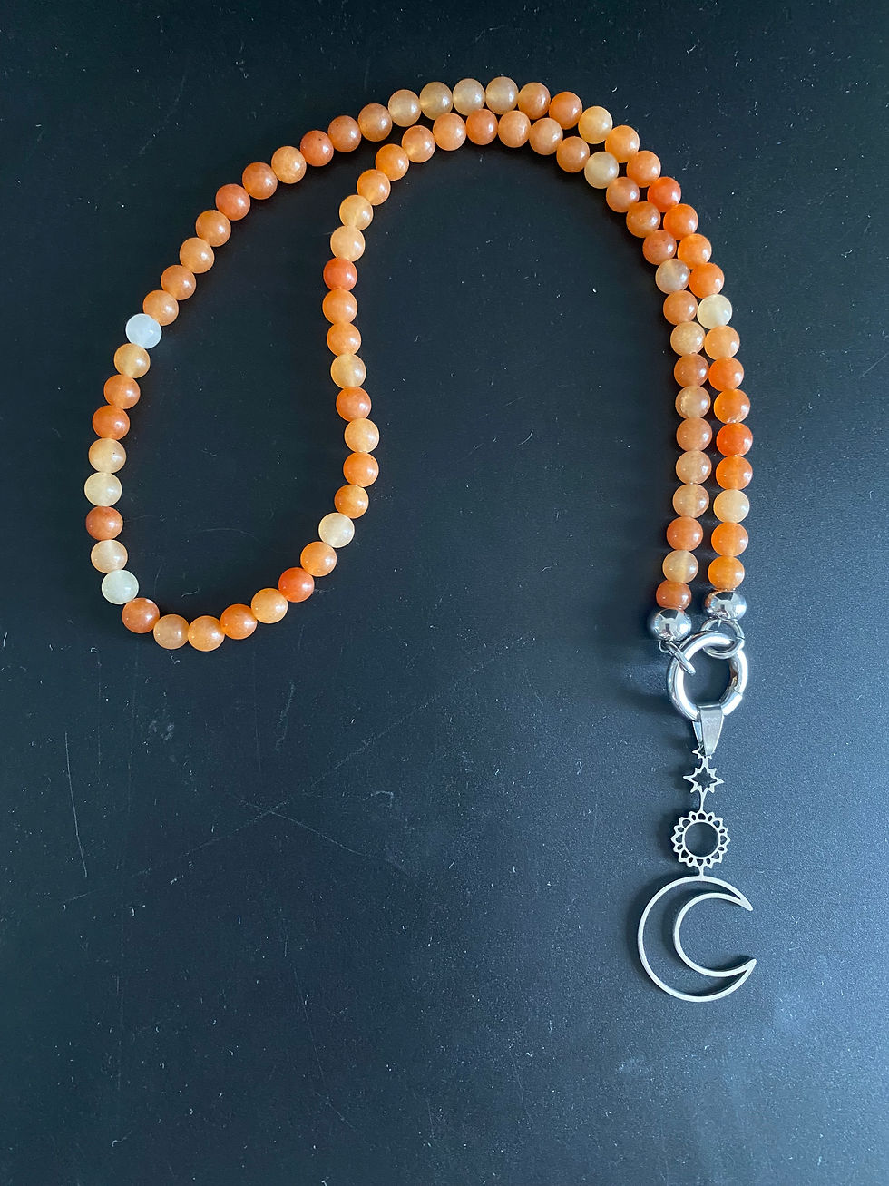 Collier Clip Court 6mm en Cornaline