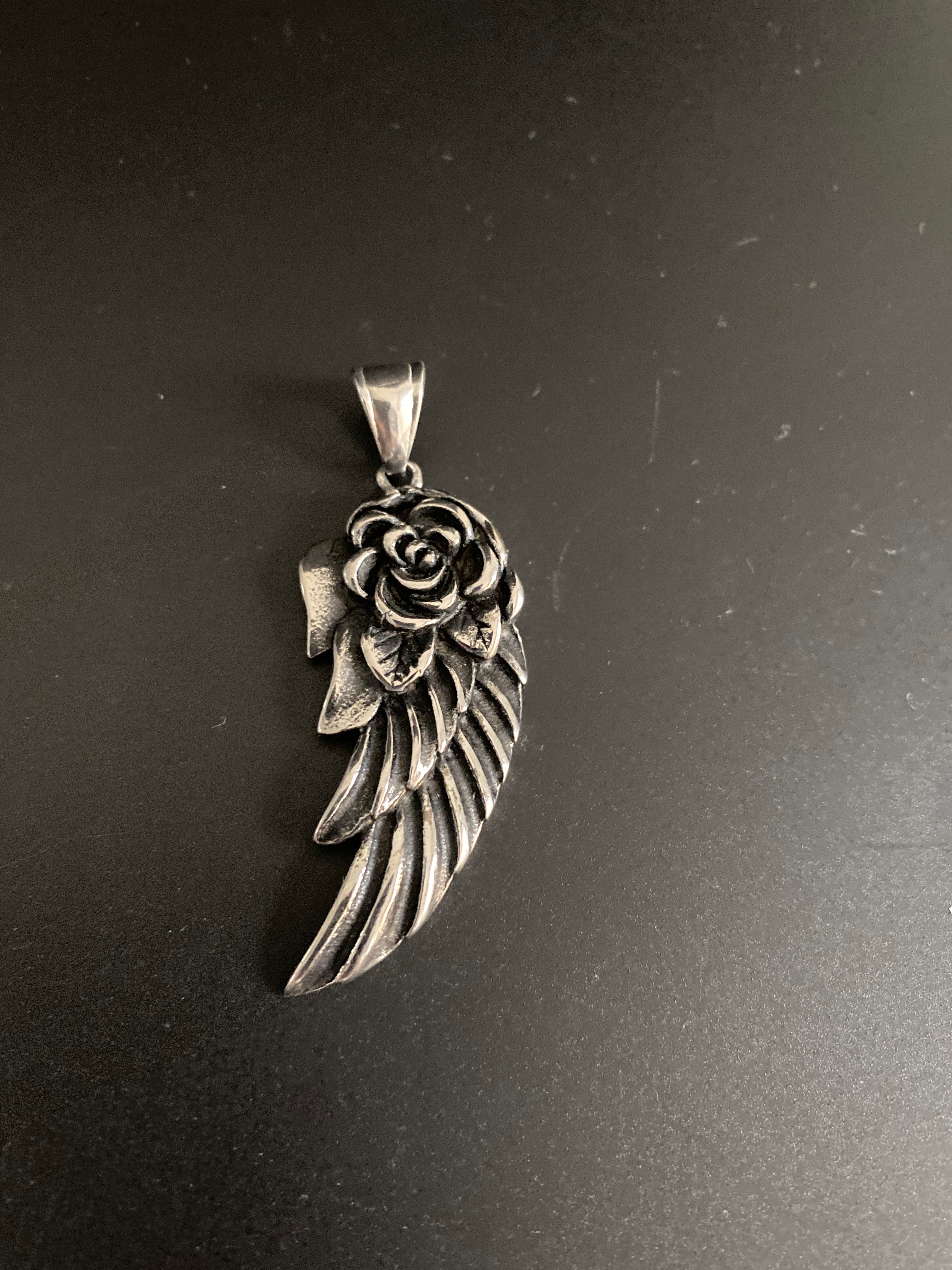 Pendentif Aile d'Ange Rose