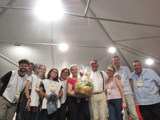 Rádio Catedral reúne centenas de ouvintes no tradicional Show de Prêmios