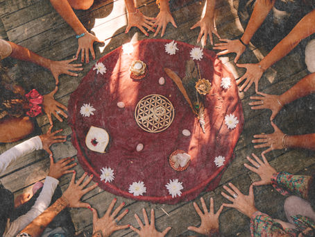 Qué es la energía femenina y cómo reconectar con tu esencia femenina