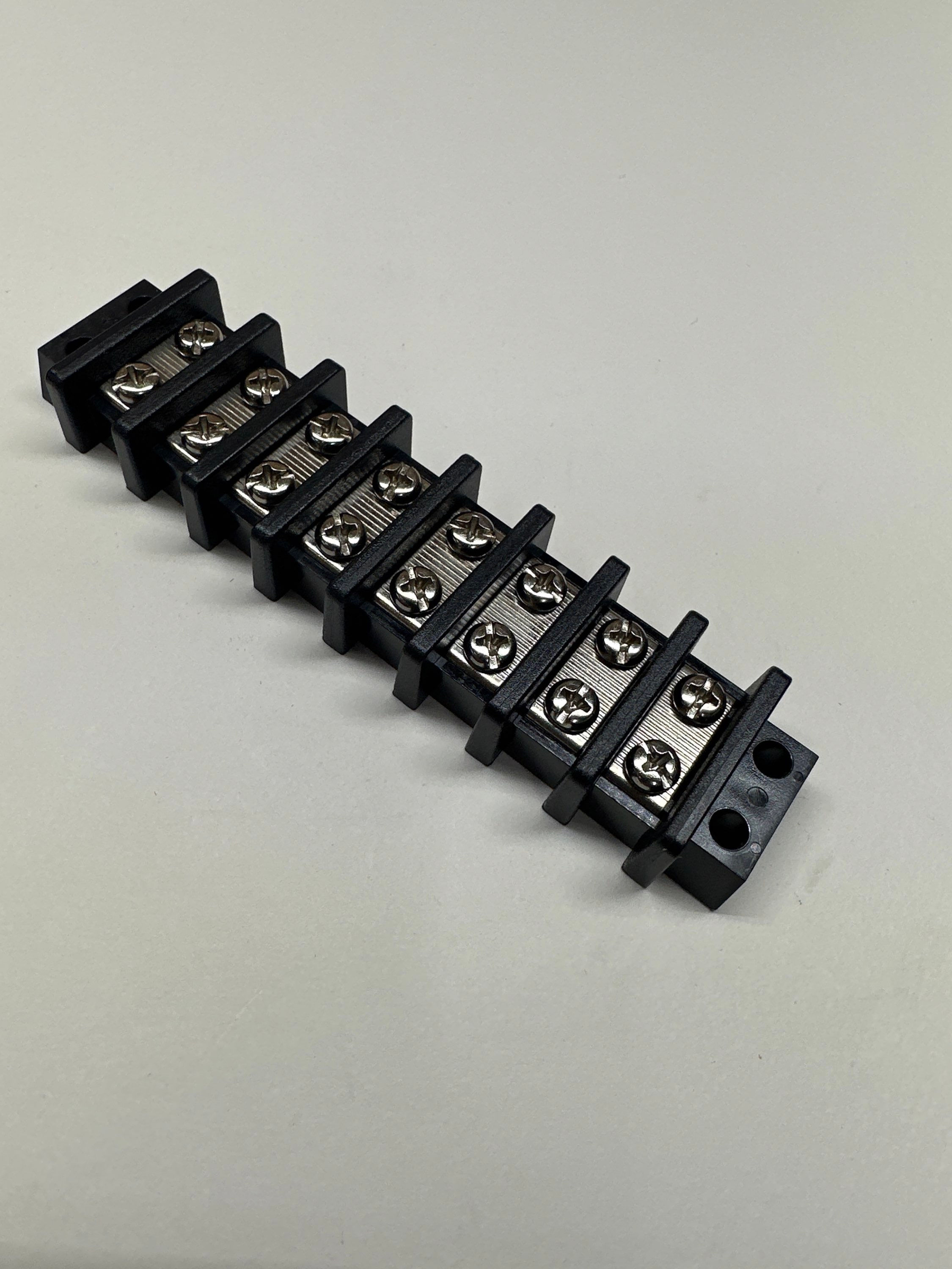 8 WAY TERMINAL BLOCK