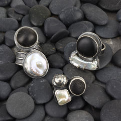 contrasts rings