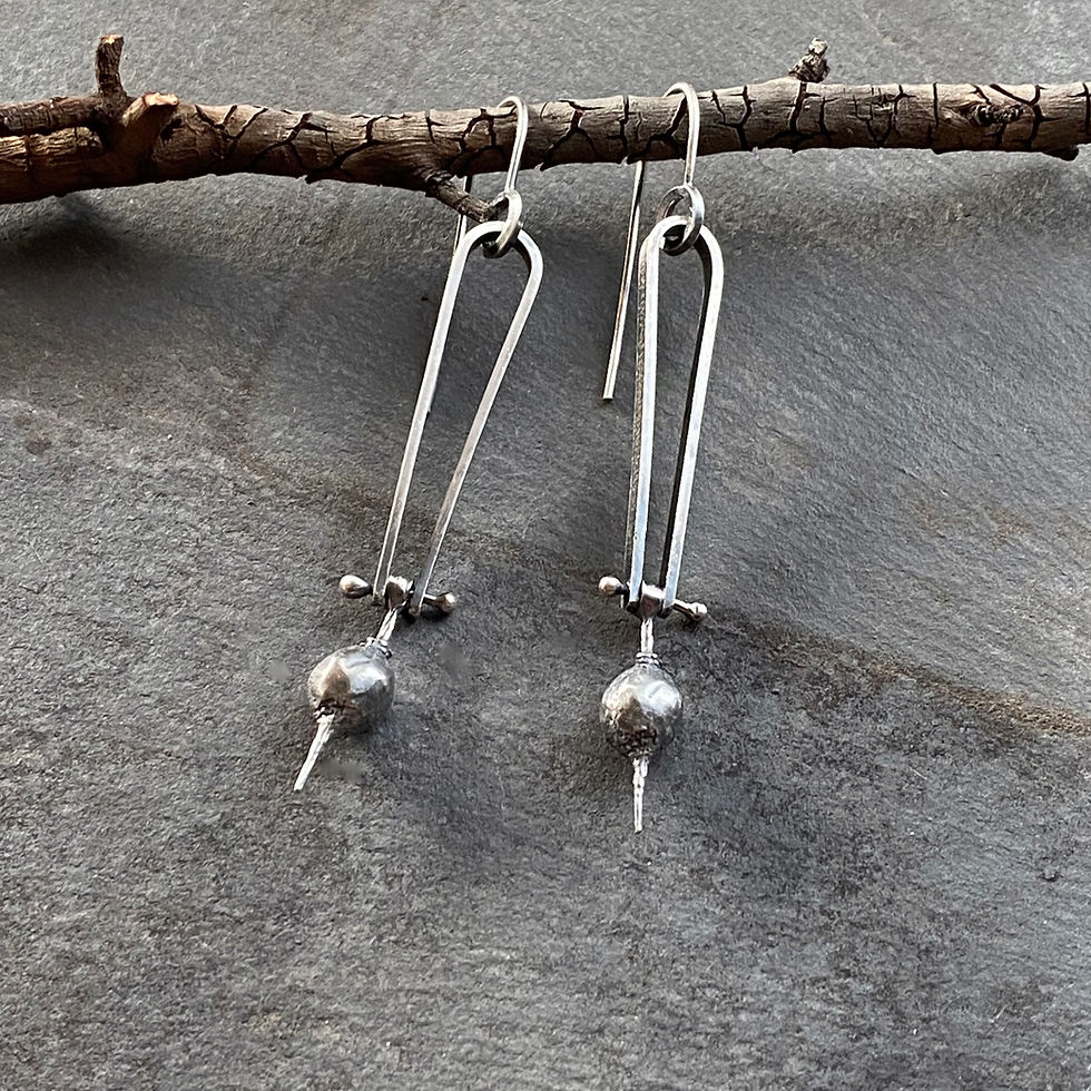 Thumbnail: Hinged Styrax Japonica earrings (WS)