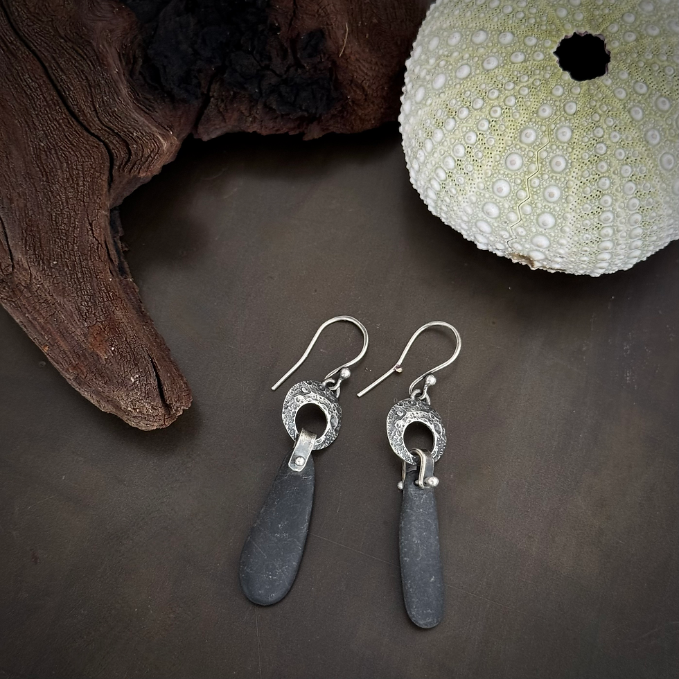 Thumbnail: Hinged Beach Stones with Sea Urchin Disks 2