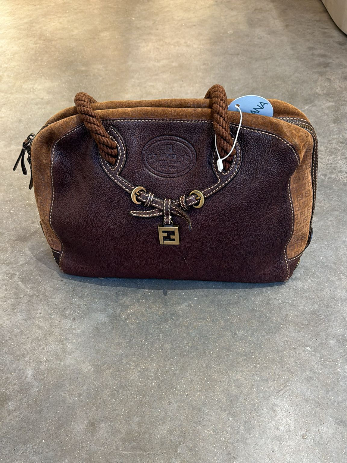 תיק FENDI