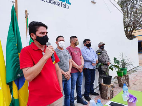 Prefeito e Vereadores participam da entrega da obra de reforma e melhoria na Assistência social