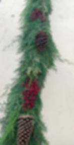 Holiday Classic Garland (2)_edited