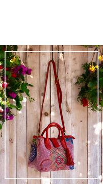Thumbnail: Pinky Lover Mini Batik Tote