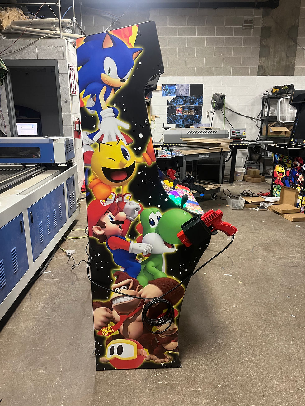 Thumbnail: Two Player Full-Sized Upright Black Mario Dual Light Guns + 10,125 Games