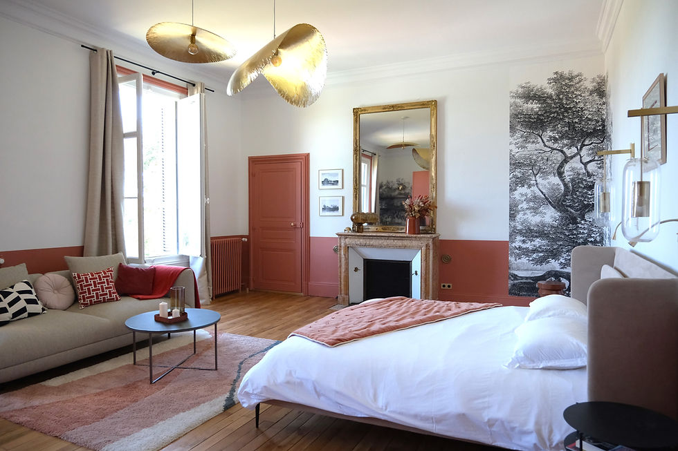 Renovating a Haussmannian Apartment in Paris: Timeline, Permits and What to Expect