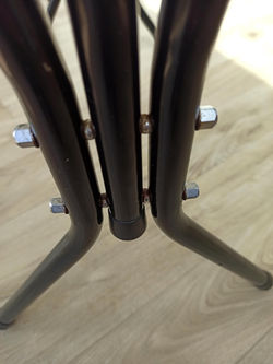 Ancien porte serviette en métal gainé vintage