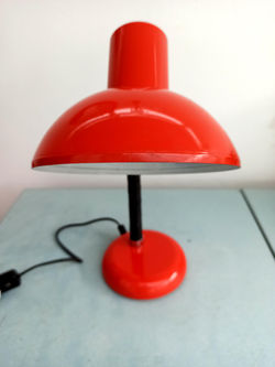 Lampe de bureau rouge des années 70