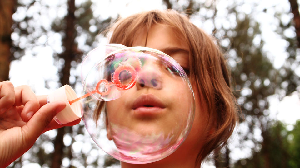 soap-bubbles-668950.jpg