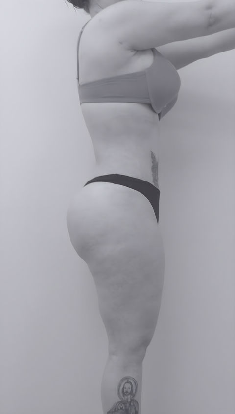 patient's body after revision abdominoplasty in charlotte
