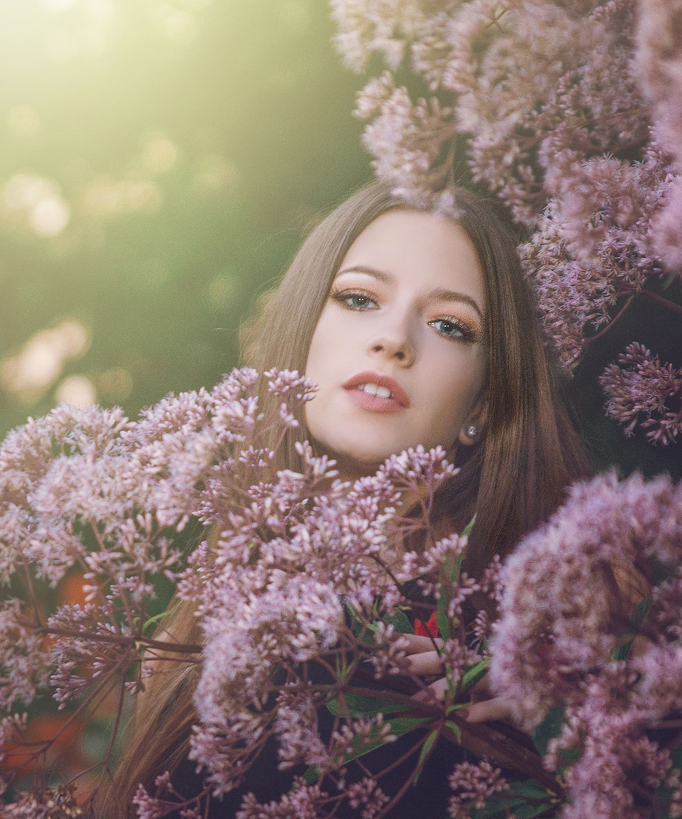 senior pictures with flowers rose gardens