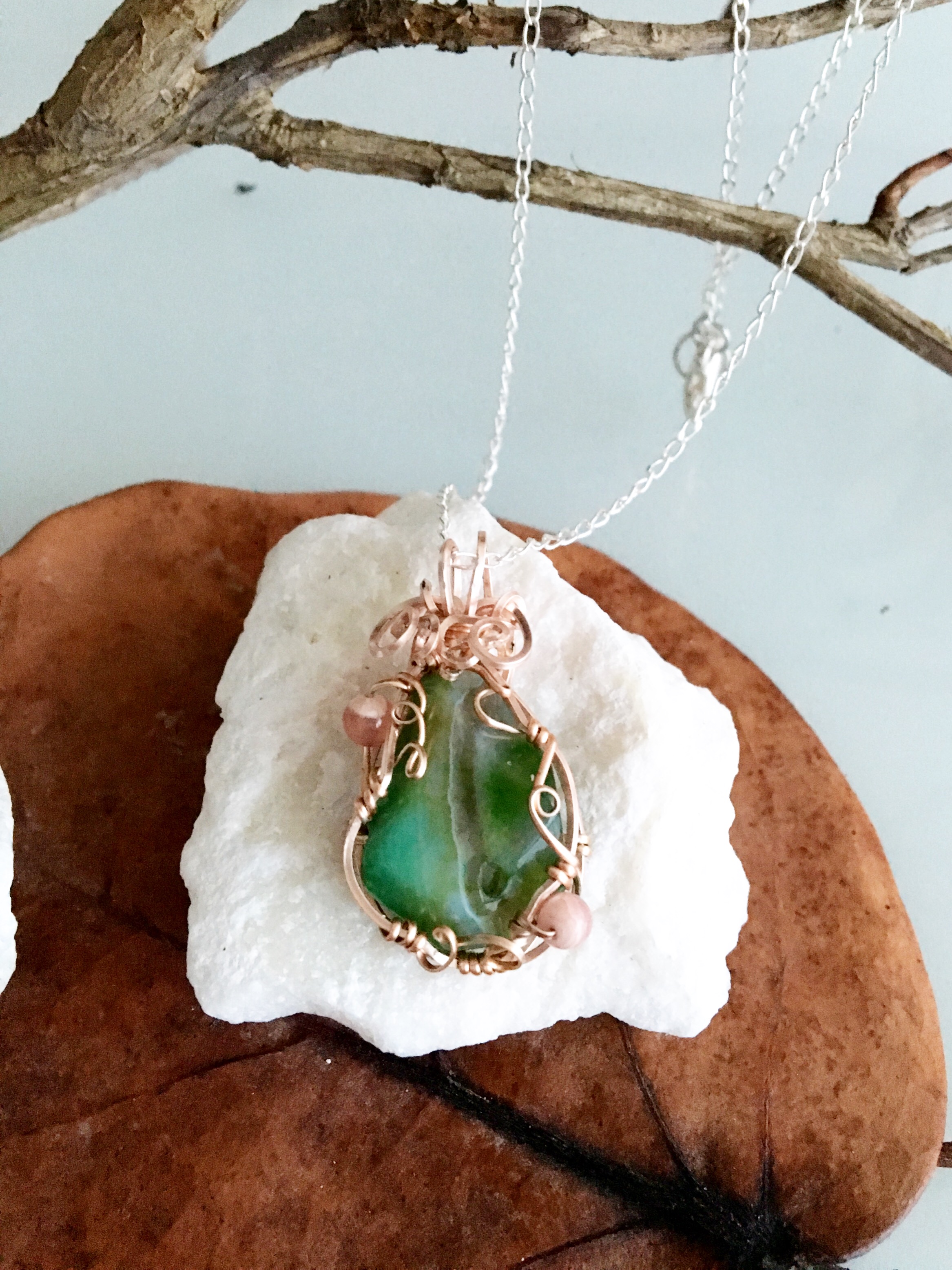 Qhresnna Quartz Necklace - Green Agathe aventurine and Rhodocrosite - Silver Plated