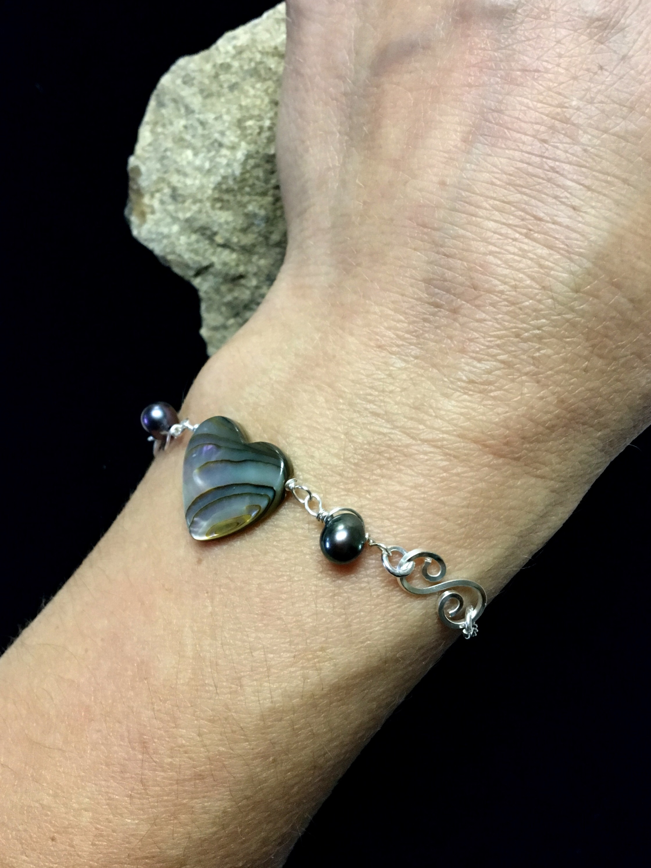 Candid Claire Bracelet - Irridicsent Heart - Silver Plated