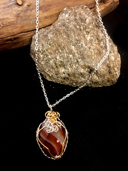 Qhresnna Quartz Necklace - Agathe - Silver Plated