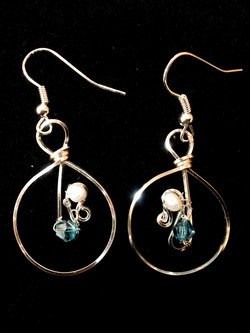 Dainty Deva Earrings - Pearls and blue swarovsky - Silver Plated
