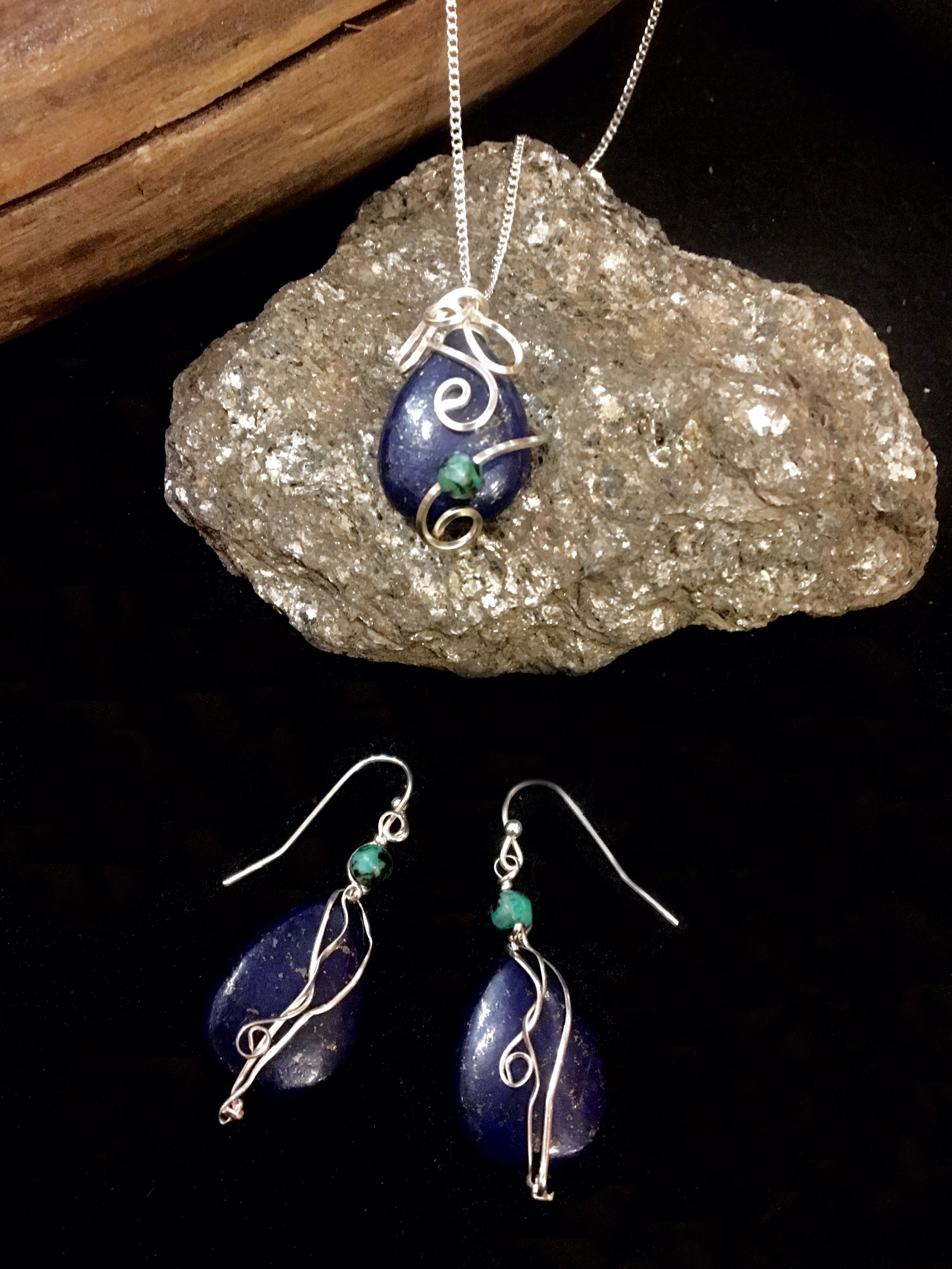 Qhresnna Quartz Set - Lapis Lazuli - Silver Plated.