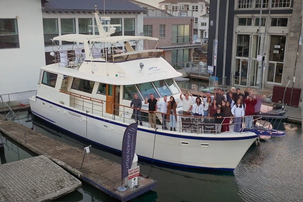 65 Ft. Hatteras (Up to 44 Guests)