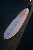 Gencives surfboards - planche de surf sur mesure
Custom surfboards seignosse france
Shaper seignosse
longboard glider