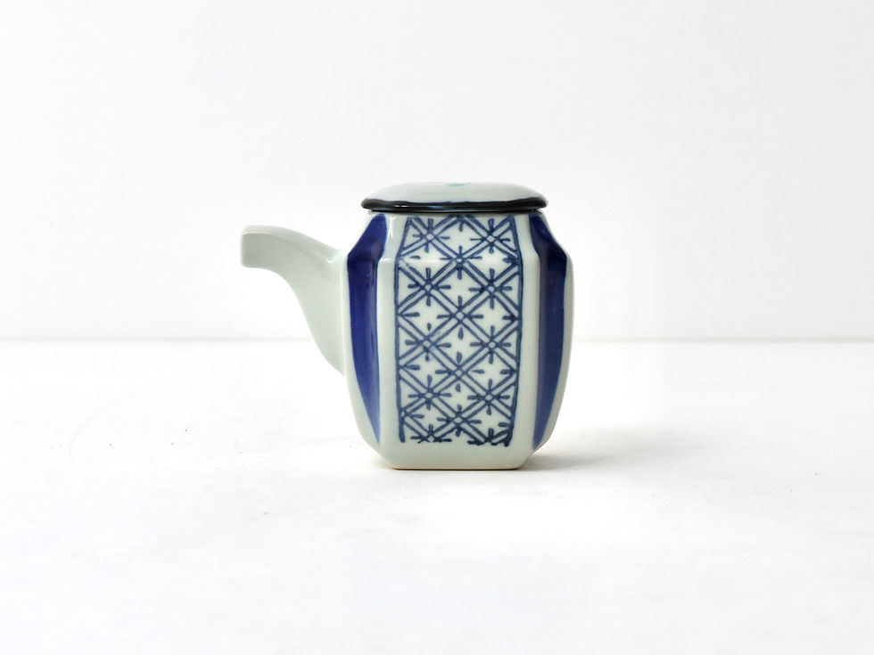 Miniature : Petite carafe à sauce soja vintage