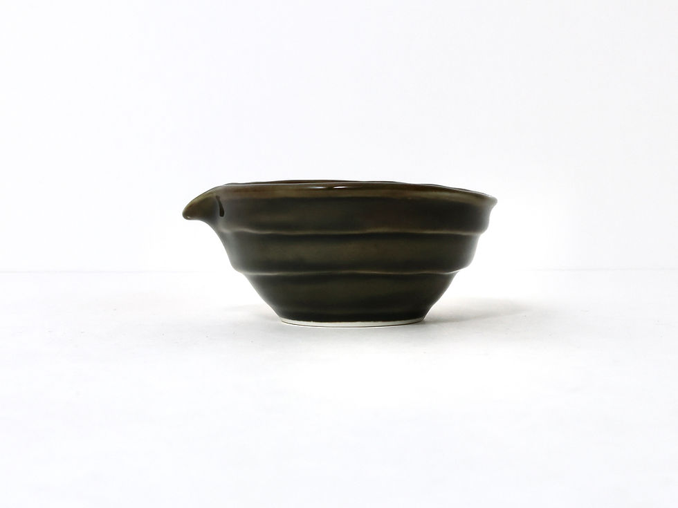 Thumbnail: Katakuchi Bowl - gravy boat