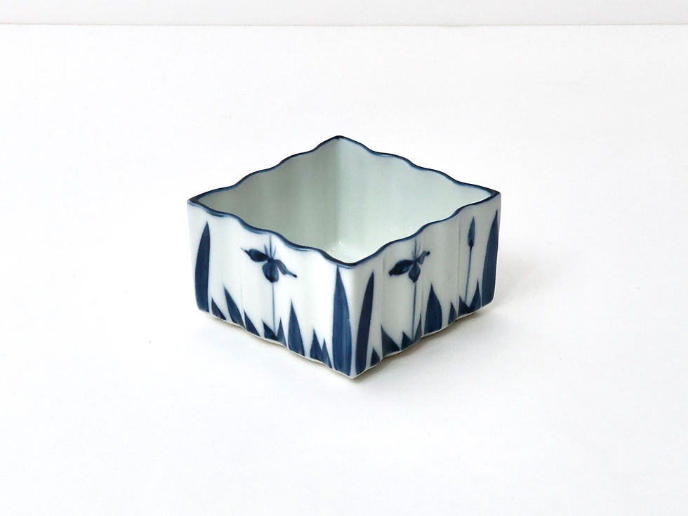 Thumbnail: Set of 5 Small Vintage Bowls