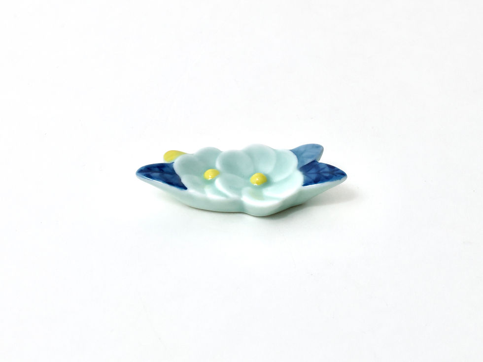 Thumbnail: Arita Chopstick Rest