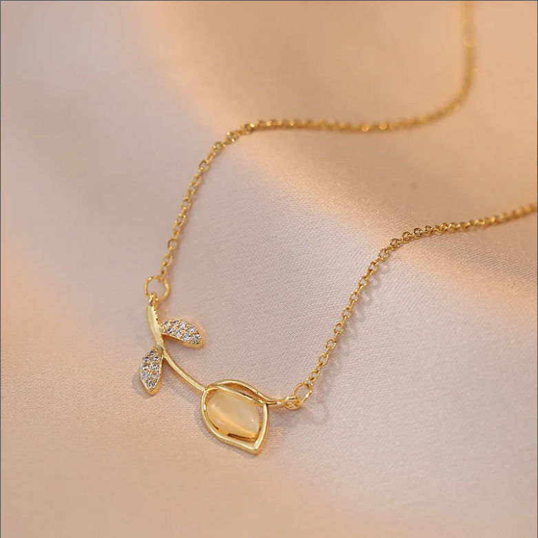 Thumbnail: Titanium steel collar chain