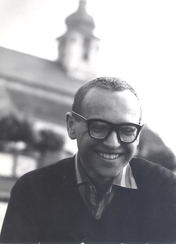 VK pred Loretou v r 1963.jpeg
