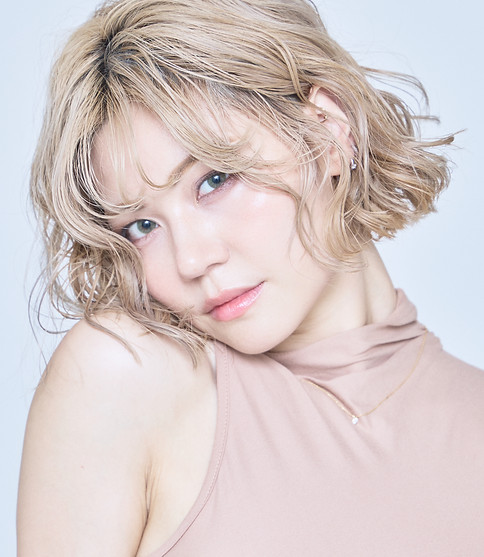 大濠写真室 | Ohori Photo Studioで撮影した女性モデルの宣材写真