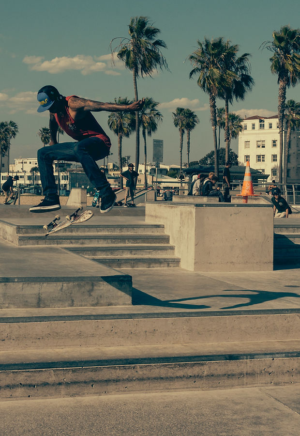 City skateboarder