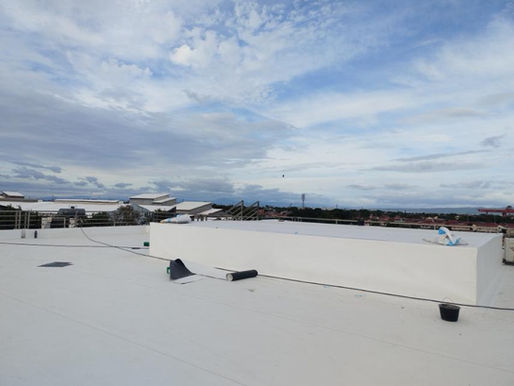 Why roof deck waterproofing fails in the Philippines – illustrated guide showing roof leak diagnosis, ponding water, drainage problems, concrete cracks, and TPO membrane waterproofing solutions.