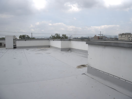 How to Avoid Damaging Waterproofing on BPO and Hospital Roof Decks