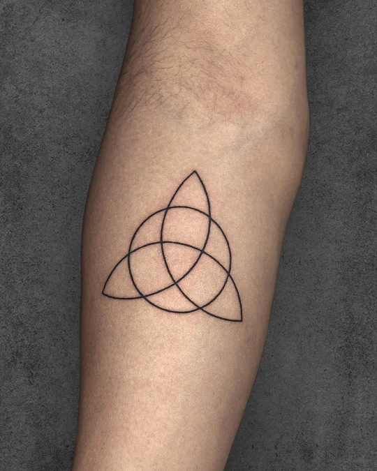 minimal celtic knot tattoo