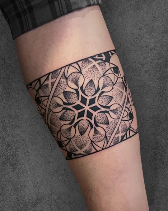 armband mandala tattoo